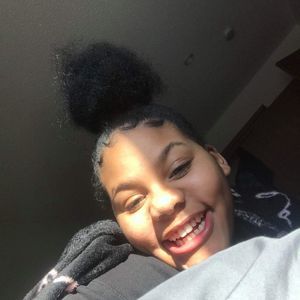 Meet your Posher, Sade